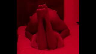 ���ារដាក់បញ្ចប់ទៅមិត្តស្រីរបស់គាត់