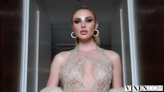 GIRL Sabiħ ħafna mara tagħha fil mara sess