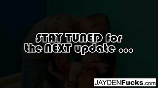 Кайнар брюнетка трахает үз подругу