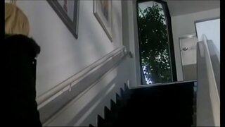 Mooi warm en aanloklik blond, babe, groot bekers Brittney Skye gemaak dude met stort te boor haar