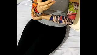 Lễ kỷ niệm giáng sinh. Chị em chim cho thổi kèn cho anh ta