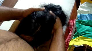 ���្ដូរល្បែងក្មេងស្ដាំនៅក្នុងលា